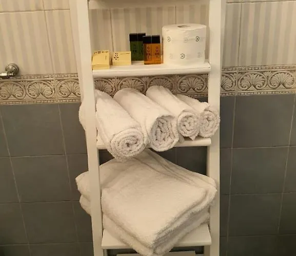 Metro' Alojamento de Acomodação e Pequeno-almoço